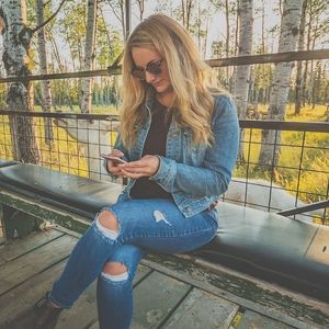 Meet your Posher, Stephanie